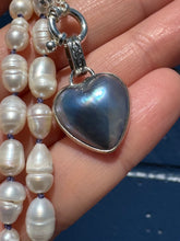 Load image into Gallery viewer, Pearl Heart Necklace