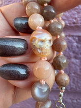 Load image into Gallery viewer, Peach Pearl Skull Necklace