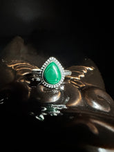 Load image into Gallery viewer, Elizabeth Ring