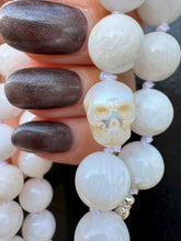Load image into Gallery viewer, White Pearl Skull Necklace