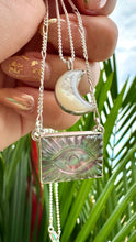 Load image into Gallery viewer, Pearl Moon Necklace
