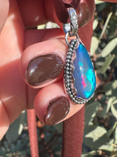 Load image into Gallery viewer, Opal Christmas Choker