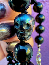 Load image into Gallery viewer, Pearl Skull Necklace