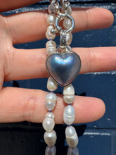 Load image into Gallery viewer, Pearl Heart Necklace