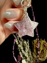 Load image into Gallery viewer, Whimsical Star Necklace