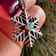 Load image into Gallery viewer, Snowflake Necklace