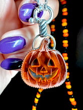 Load image into Gallery viewer, Jack-o’-lantern Necklace