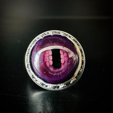 Load image into Gallery viewer, Creature Eye Ring