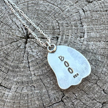 Load image into Gallery viewer, Summerween Ghost Necklace
