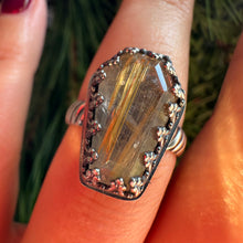 Load image into Gallery viewer, Creepmas Ring