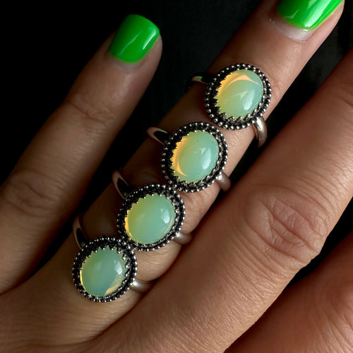 Small Uranium Glass Ring