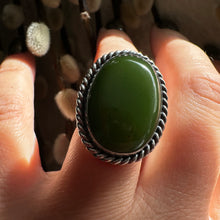 Load image into Gallery viewer, Serpentine Ring