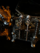 Load image into Gallery viewer, Silver One Earrings