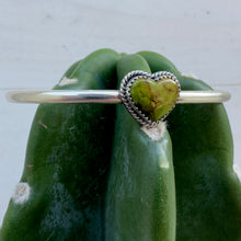 Load image into Gallery viewer, Turquoise Heart Cuff