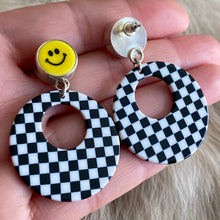 Load image into Gallery viewer, Don’t Worry Be Happy Earrings